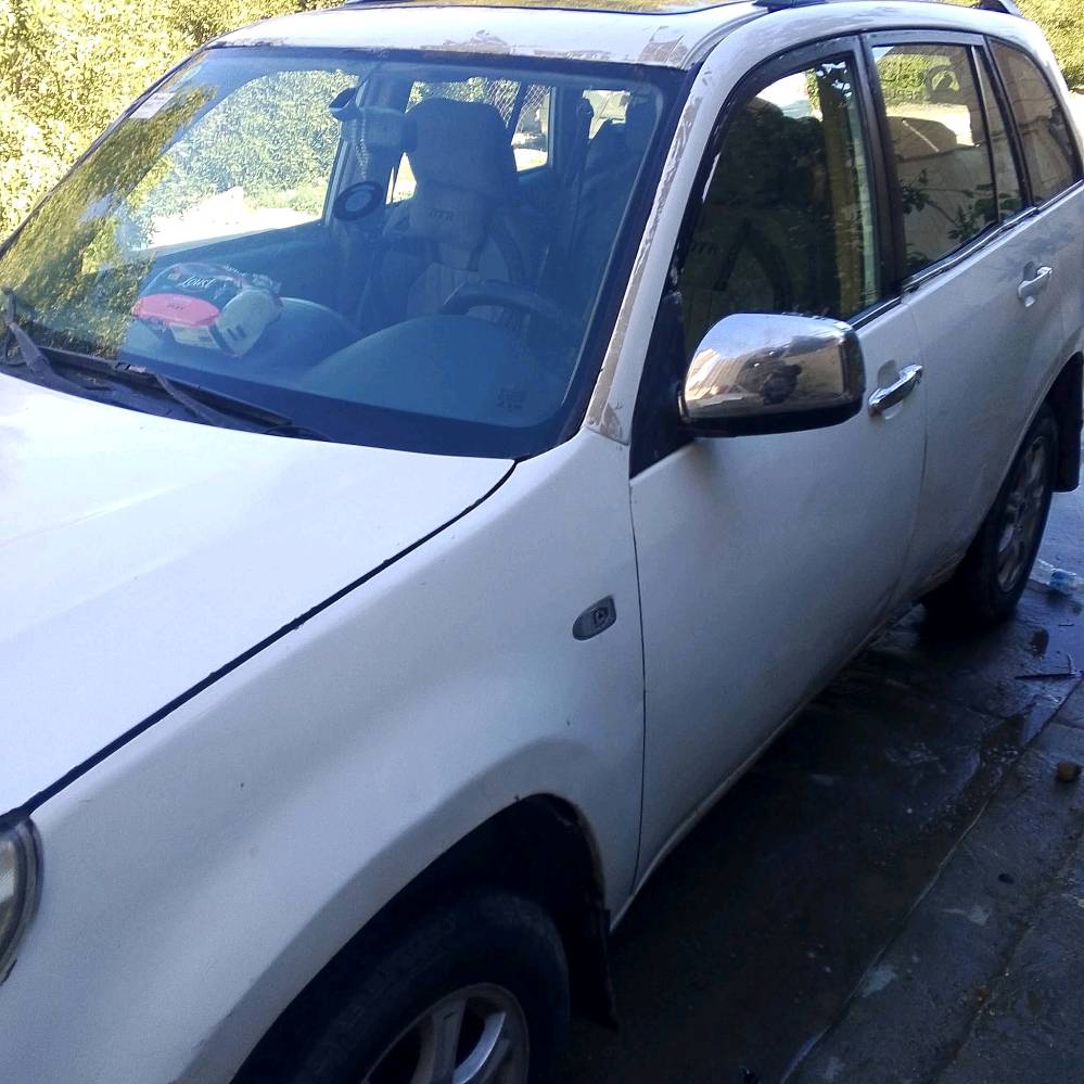 سلام عليكم سياره شيري تيكو 13
ضربتهة تكمه وقاعده مال دبل ومعمرات 
كشرهة تعبان محركهة مجفت استندر كيرهة خير من الله 
عوزهة ترتيبات عارضهة ب35 وبيهة مجال مكاني حي الجهاد بغداد 
