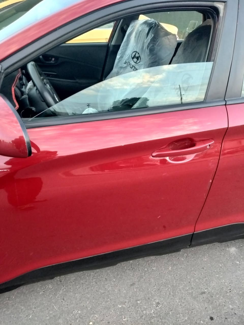 للبيع سيارة كونا موديل2019
المواصفات
رادار امامي 
تحديد مسار
توقف ذاتي
كامرة 
شاشة
نصف فول
الحادث بالصور السعر 120 وبيها مجال العنوان البلديات الصحفيين قرب معجنات قلعة لبنان ***********
