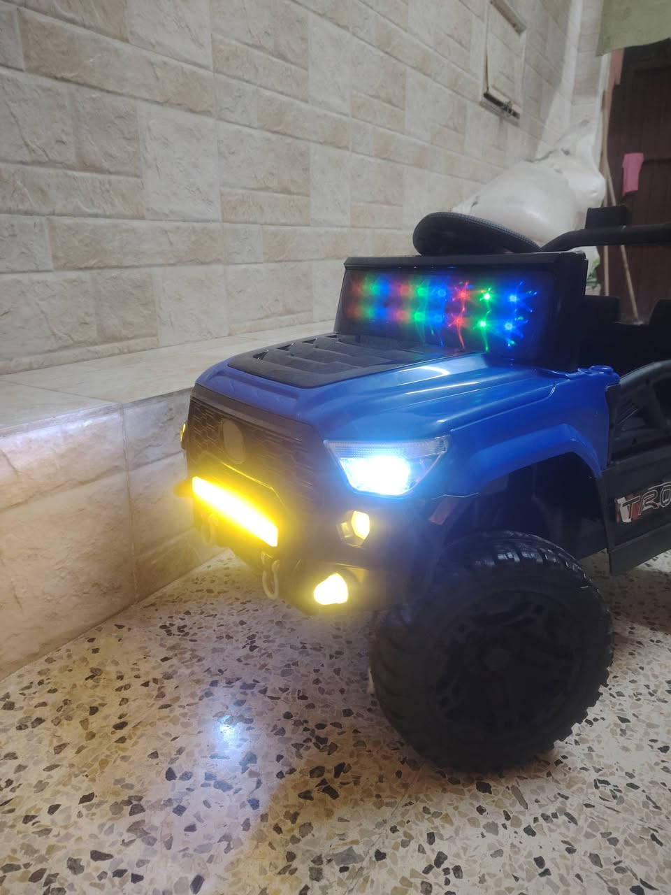 سياره جديده شرط ماماشيه شارع  للبيع حي سومر اخذتها ١٢٥ابيعها ب١٠٠شرط جديده


**إذا كنت صاحب هذا الإعلان وتريد حذفه لأي سبب، رجاءا أرسل رسالة إلى الدعم الفني**