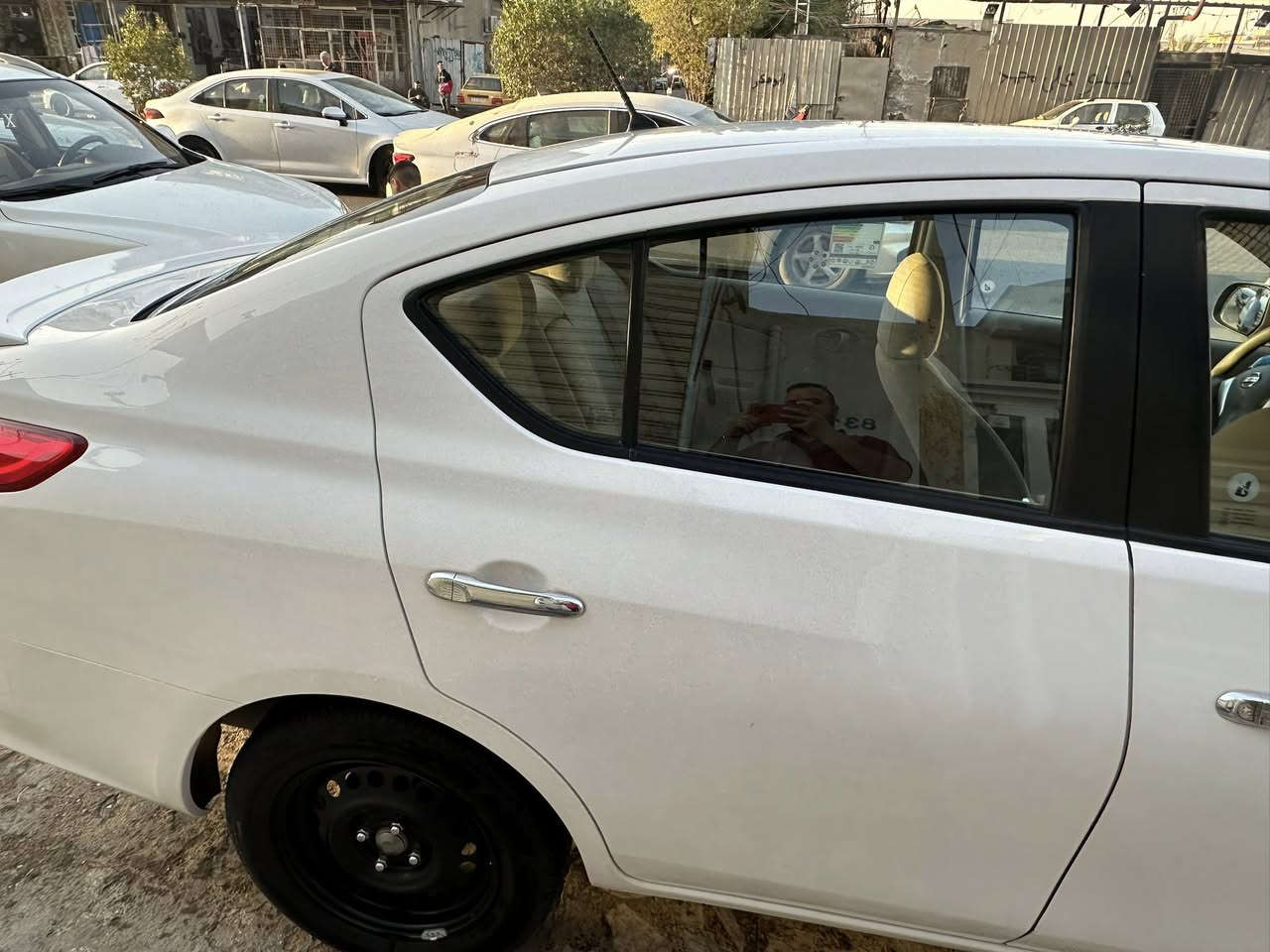 نيسان سني هندي رقم اربيل موديل 23 سياره جديده ماشيه 40 الف كفاله عامه من الدعاميه لدعاميه من كلشي صبغ بارد شرط السونار شاشه وكامره وحداده صدر لك جديد سبير منازل اخت الزيرو
السعر 💰 124 💰وبيها مجال بسيط

اتصال فقط ***********
