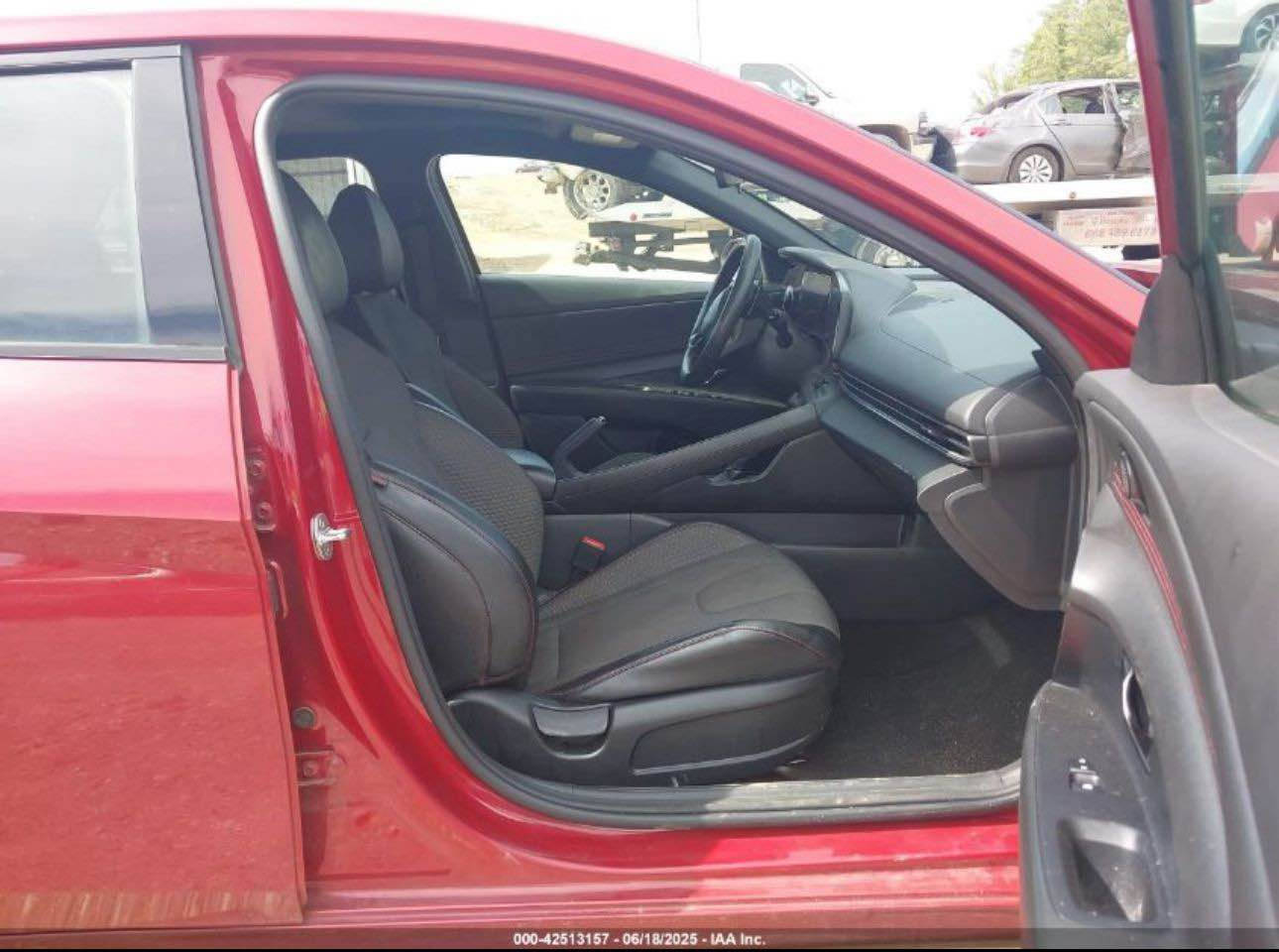 هونداي النترا 2024 N lain 
بصمه فتحه رادارات فول الفول 
ضرر بنيد فقط  بدون ايرباك بدون دواخل وبيها جاملغين رش امريكا رقم أربيل ترقيم جديد وكاله او تحويل انا حاظر 
السعر 15800$ سعرها 
للاستفسار ***********
مكان السياره بغداد حي الحسين بغداد, العراق
