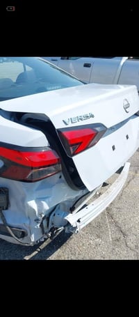 فيرسا موديل ٢٠٢٤ للبيع  ناشر صور حادثها وين المنشور السيارة  رقم اربيل...