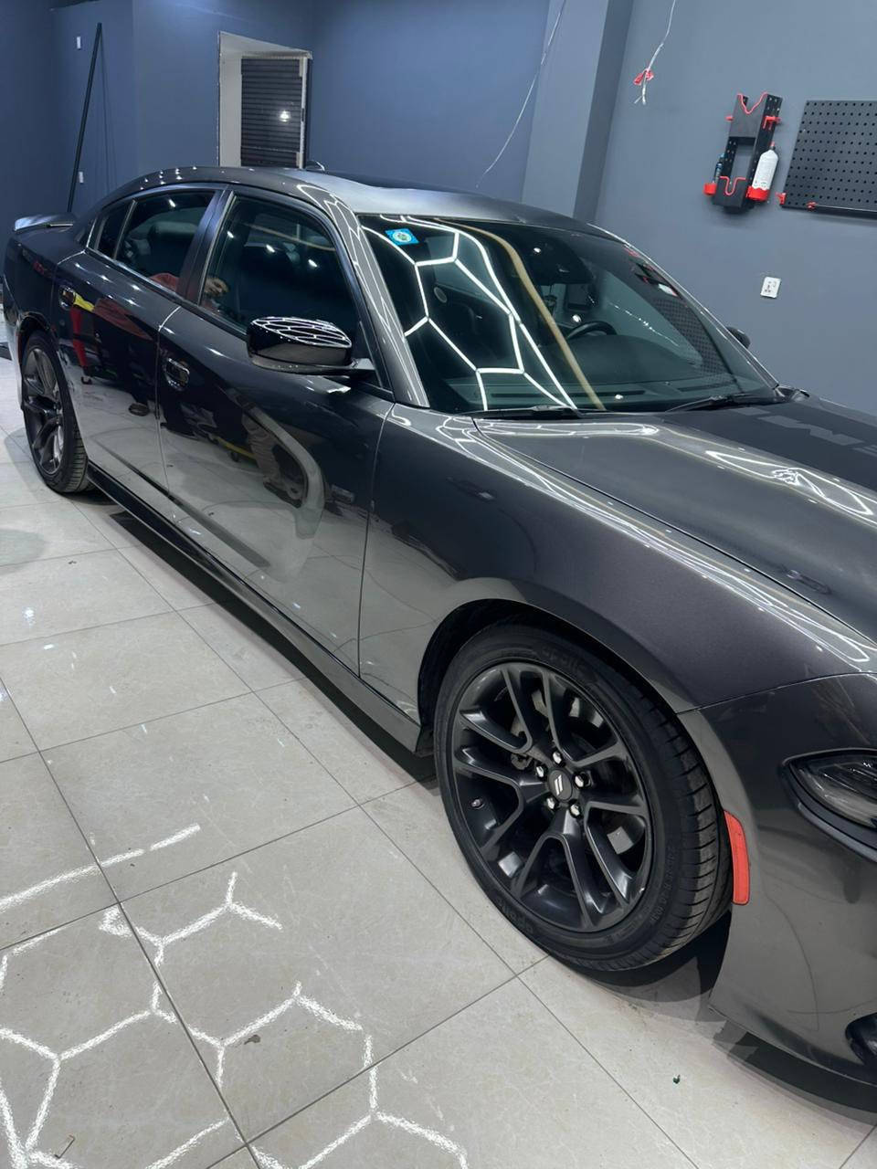 DODGE CHARGER DAYTONA
دوج جارجر دايتونا  5700
موديل 2023 لاست كول النداء الاخير 
ماشية 23  ميل وقابل للزيادة

المواصفات
1- فتحه 
2- رادار امامي 
3- مثبت سرعه وقياده ذاتيه 
4- كشنات كنتاره 
5- كشنات تدفئة تبريد 
6- تدفئة بالستيرن 
6- رادارات جانبيه نقطه عمياء 
7- كامره خلفيه دواره 
8- حساسات خلفيه 
9- صوت ستتم هارمن كاردن 
10- دشبول خياط 
11-شاشه 6.8 
12-وشومات دايتونا عل صندوك وعل كشنات
13- قماره سوده بلاديه 
14- مري اسود
15- تشغيل عن بعد
16- بوابة كتم الصوت
17- حجر بيئة رياضي من امريكا
السياره فول مواصفات للاخير 
السياره بعدها جديده ريحة الشركه بيها 
حادثها شبر بالبنيد 
وشبر بالصندوق فقط 
وبارد بالجاملغ الامامي اليمين 
ايرباكات كلها سليمه
السياره جديده وغراضها كلهن بلاديات شركه
السعر  28,800 $
للاستفسار ***********
