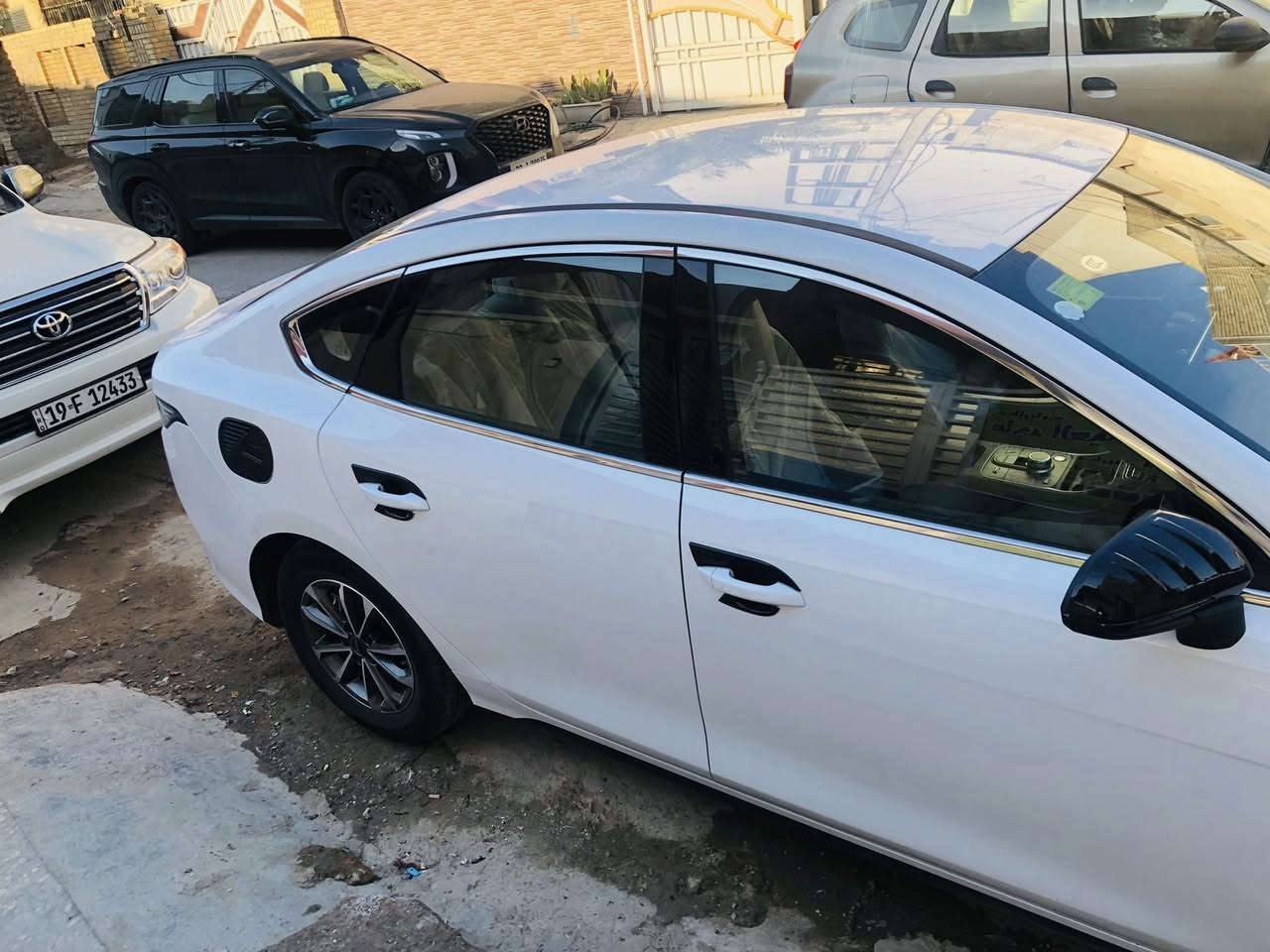 السلام عليكم
بي واي دي دسترويد  ٢٠٢٥ مكفوله من كلشي ماشيه ٢٤٠٠ مشدودلها سستم كما مبين بالصور وكذلك ارضيات اصليه رقمها بغداد شرط المداور رايدها ب٢٠ مليون وبيها مجال ***********
وشكراً
