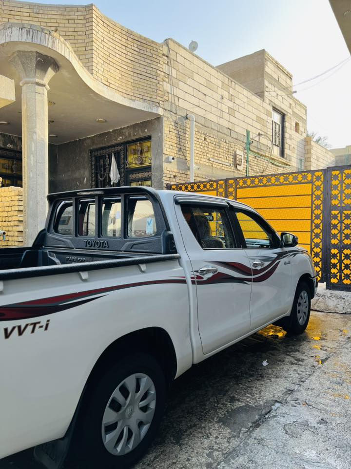 السلام عليكم فلاونزة مديل 2020 كير عادي كفاله عامه تخم تاير السيارة بلحقيقه احله من صور العنون البصرة كرمة علي السعر 235 وبيها مجال 
للاستفسار رقم الهاتف ***********
