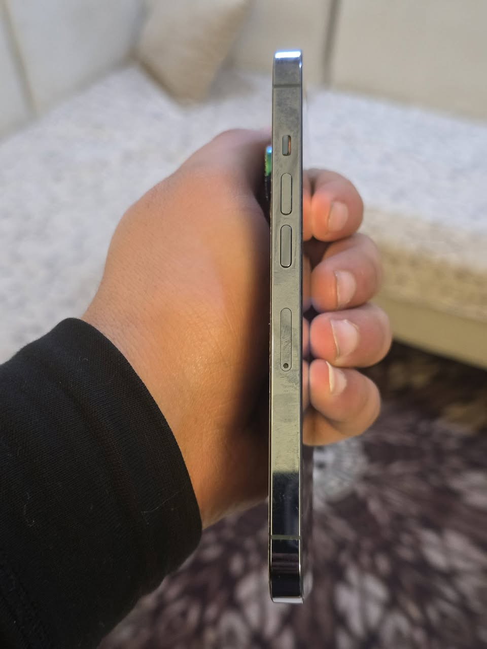 #ايفون_13pro
#للبيع مبدل شاشه اصليه
الجهاز كلش حلو 
ونظيف 
 بدون ملحقات 
السعر 300
رقم الهاتف
***********
