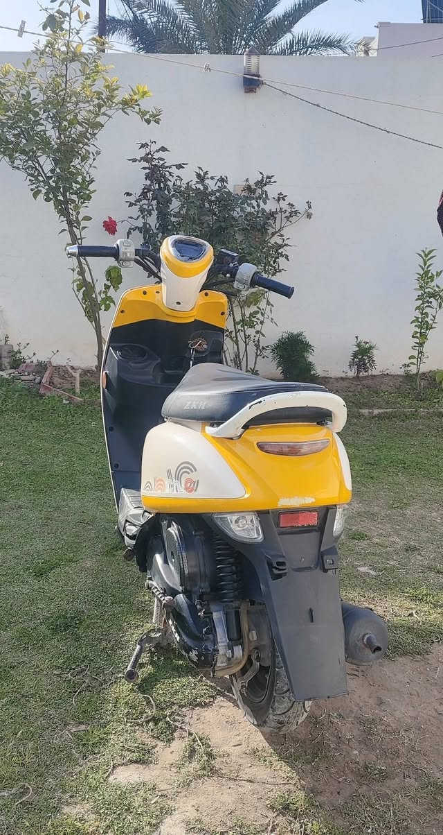 سلام عليكم
ماتور ماكس بوليسي

 مكينه ياباني 50cc

مكينه ياباني اصلي ZKH

للسعر او للاستفسار ثاني 
***********
