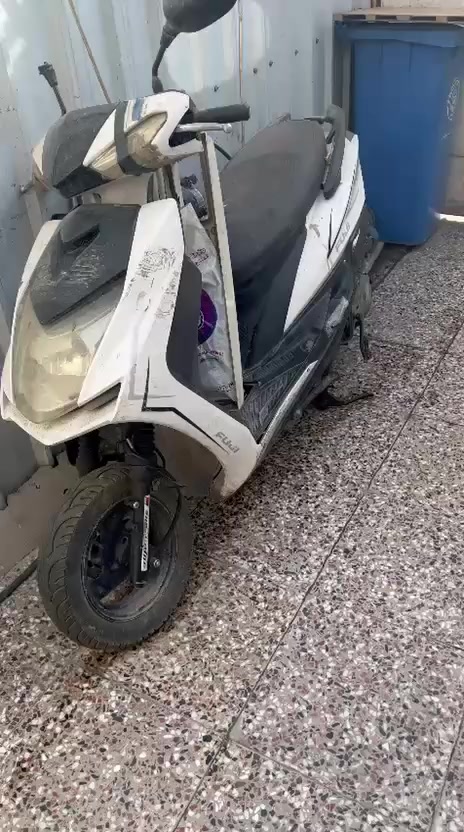 دراجه سكنس صيني مكينه ياباني متروكه السعر 150وبيهة مجال الاستفسار ع رقم ***********
