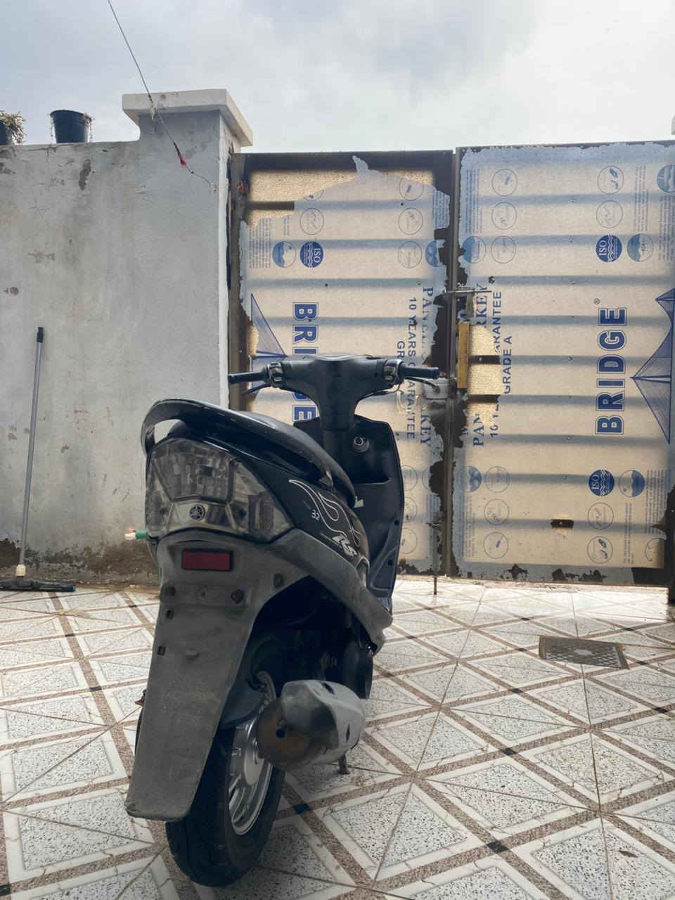 سلام عليكم ماكس عدله للبيع
دراجه كلها بلاديه بيها بس كابريتر تجاري كهربائيات كلها شغاله 
مكاني بغداد الدوره سعر 750وبيها مجال رقمي ***********
