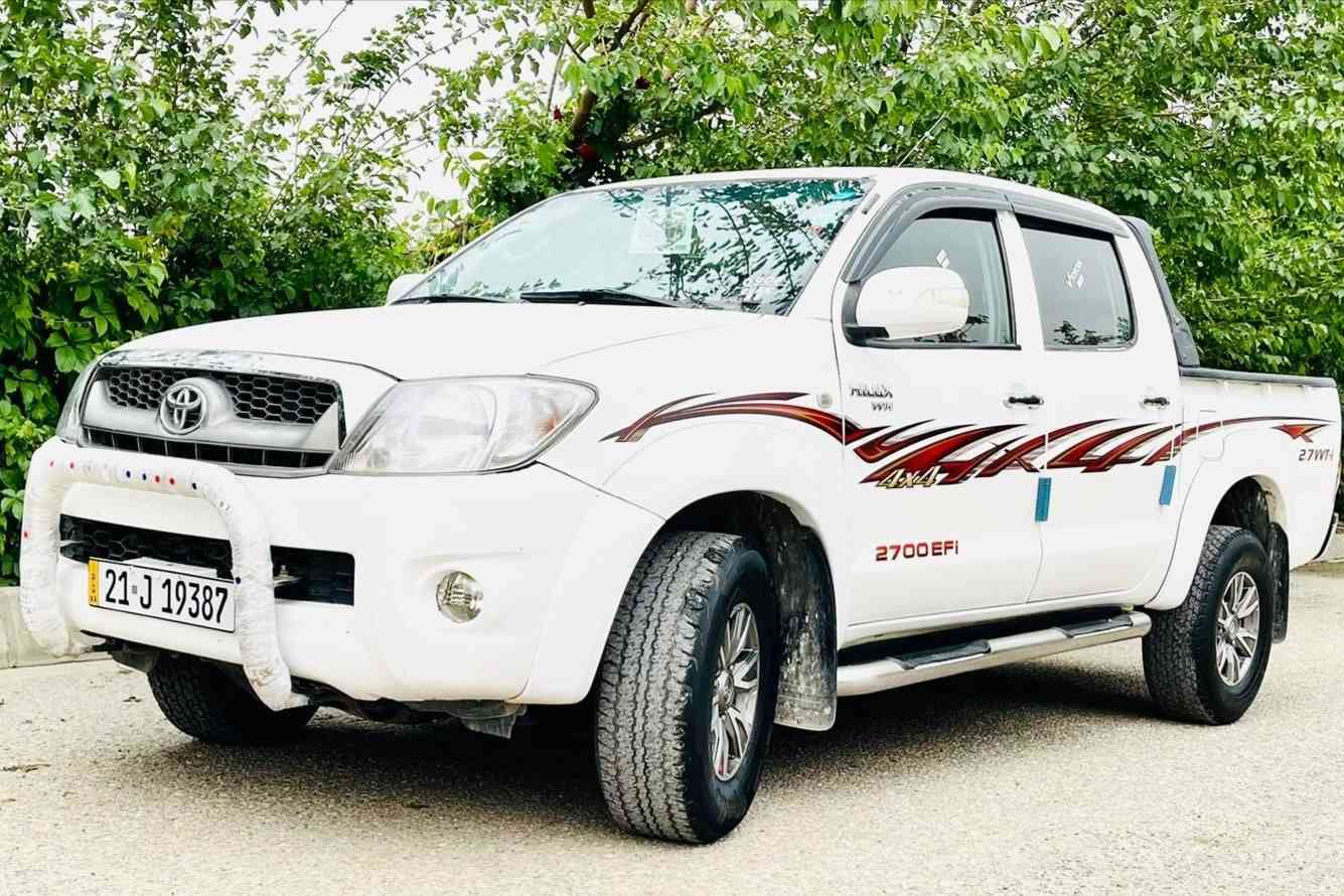 تۆیۆتا هایلۆکس 2011 دەبڵ ئەکسل
بەناوی خۆمانەوەیە 
نمونەیە لەجوانی 
سەیارەکە هەتا بلی جوانە تونگو تۆڵو بێ کیشەیە 
تایەو ویلی تازەی لەژیرە 
بێ تەقەو رەقەیە 
سەیارەکە هی مالی خۆمە
 بەشەرتی تەحویلوو خرامە 
سەنەوی بەسەر نەچوە
 ڕەسمی سۆنەرەکەم داناوە 

سـعـر : لە کۆمێنت داوابکە ڕاستەوخۆ بۆت دێت 📥 

گێر و مەکیەنەی بەشەرت 
هیچ کێشەیەکی تێدا نییە 

ژمارەی خاوەنەکەی 
***********
***********
***********
