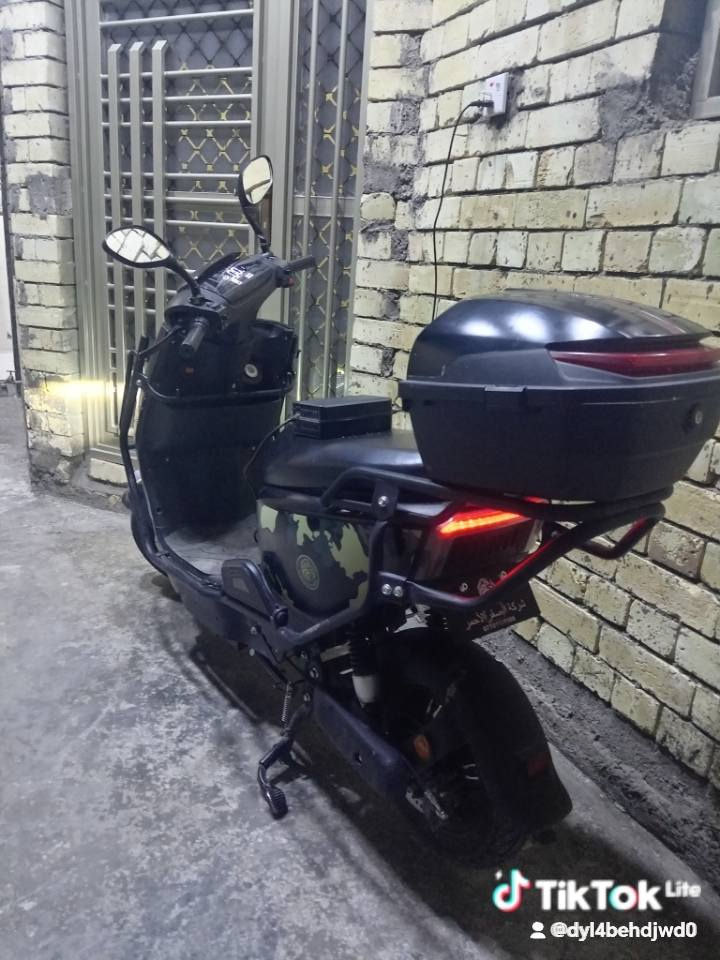 دراجه شحن للبيع سبع بطاريات سرعه 100 ***********
