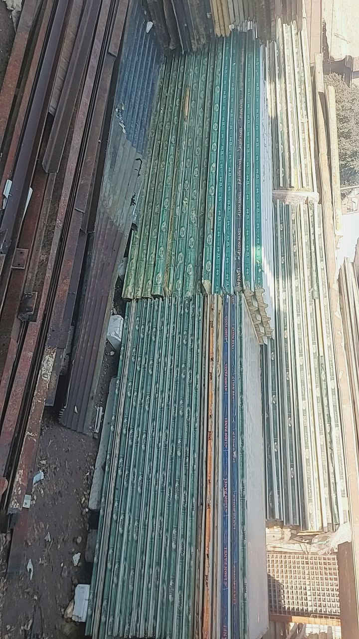 سلام عليكم منرخصت مدير الكروب 
***********☎️
عندي سندويج مترين وربعين سانتيم وتلاثة ونص
ابو نحلة تركي نضافتة 100/80
المكان بغداد  مدينت الصدر تصل واني خادم
