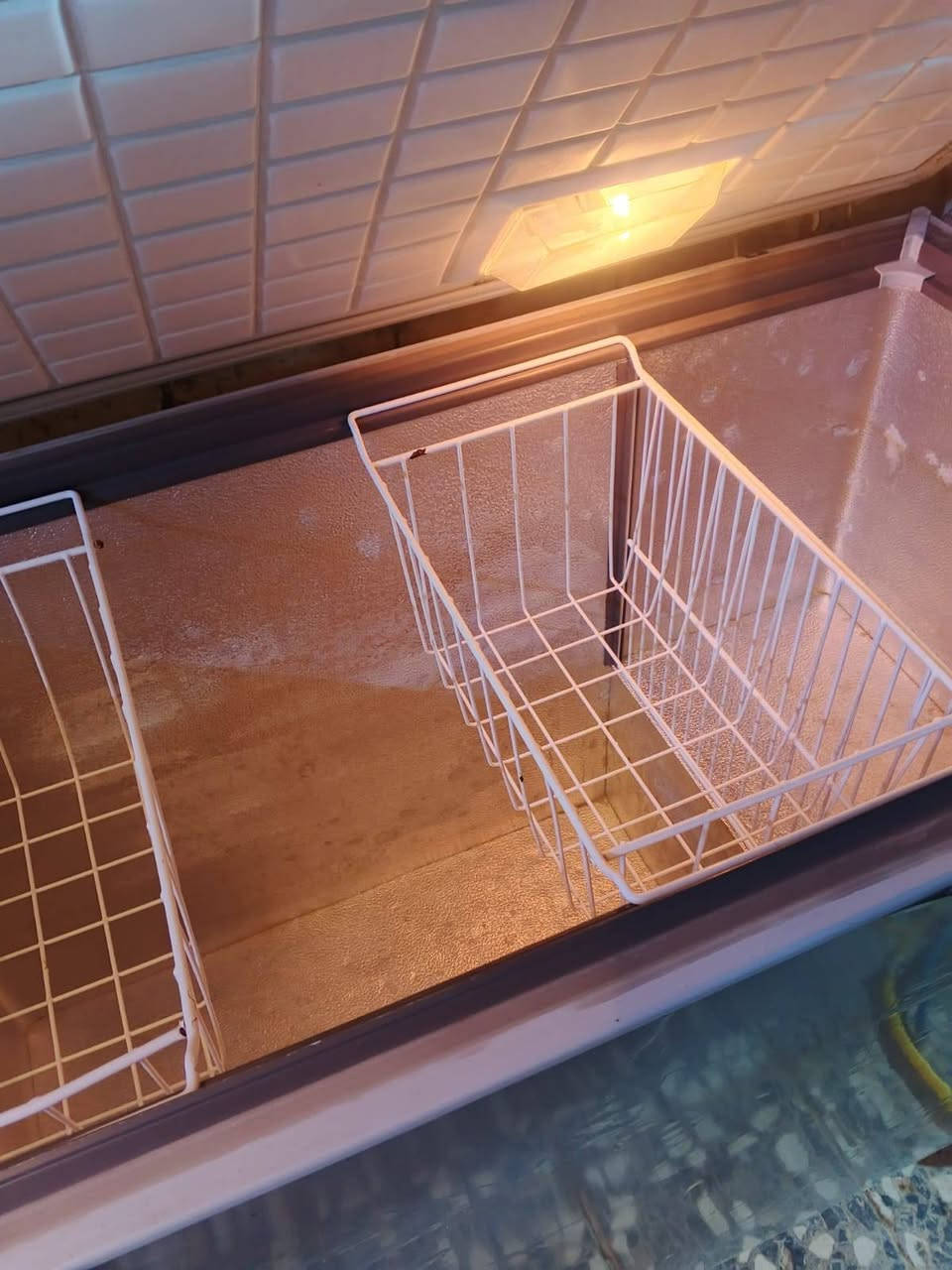 ثلاليج للبيع جدد بدون تصليح  مكاني بغداد مدينه الصدر ***********.
