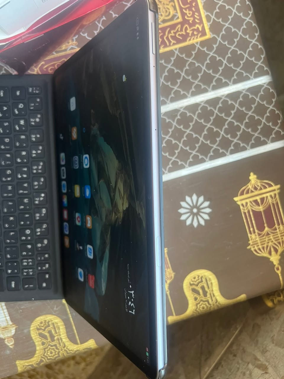 ايباد هواوي ميت باد 11.5
ذاكره ٢٥٦ رام ١٢ 

شاشة ورقية 

يحتوي ع اقوة معالج 

مع كيبورد وماوس وشاحنة كامل ملحقاتة وبوكس كامل 

استخدام خفيف جدا قليل بعده جديد 

السعر 400  الف قفل بدون معاملة ربع مينزل شراي يراسل خاص


**إذا كنت صاحب هذا الإعلان وتريد حذفه لأي سبب، رجاءا أرسل رسالة إلى الدعم الفني**