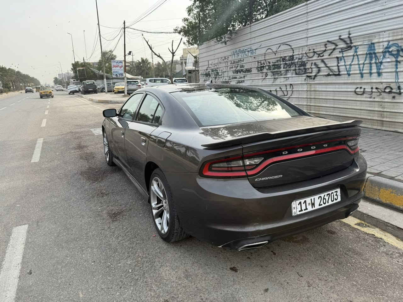 سيارة جارجر البيع مديل 2016 سيارة حادث بنيد فقط فائتها sxt ماكينة كير كفالة  سعر 180 وبيها مجال بصيط مكان بغداد شعب شارع أسواق مركزية رقم ***********
