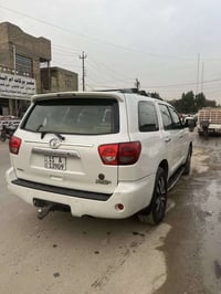 ا لسلام عليكم  بدون مراوس بدون مراوس بيع فقط  (تيوتا سيكويا  بلاتينيوم...