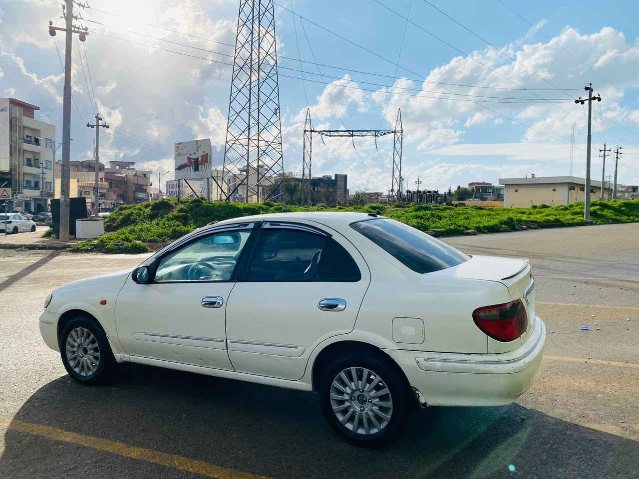 سەنی 2003 بۆ فرۆشتن گێر و مەکینەی بەشەرت گیر عادی جام کارەبا ٤ تایەی تازە ئەمرۆ بەسراوە کلاجی تازە رۆن تازە جایزە کامل رەقەم بغداد سەنەوی بەسەرچووە دەعمی نیە 
تەلەفون بۆ ساحیبی بکەن بۆ زانیاری زیاتر 
شوێن سلیمانی 
*********** السليمانية, العراق
