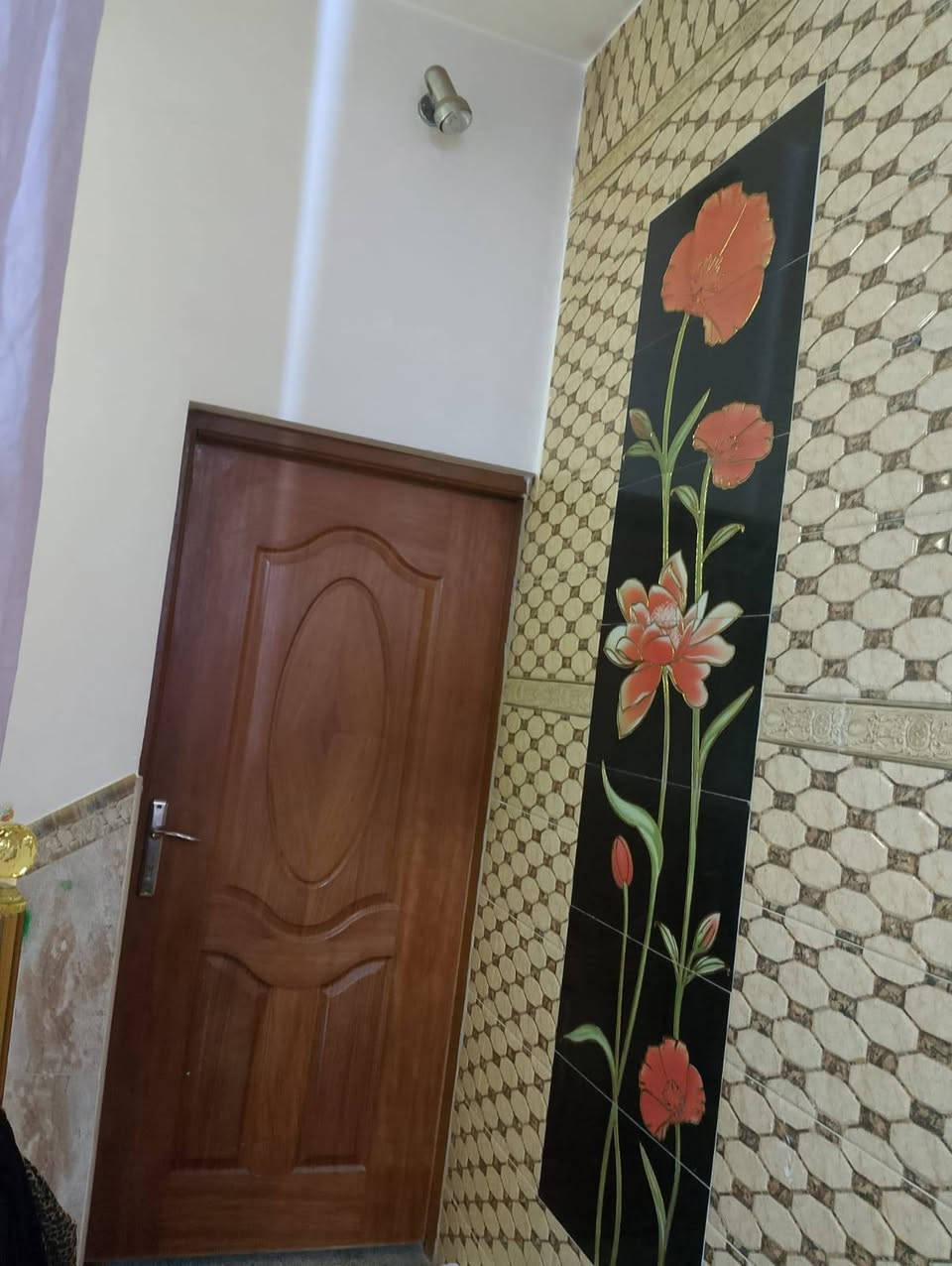 دار للبيع 100 طابقين صب. في حي الوفاء.  3غرف نوم     بسعر مناسب للاستفسار على الرقم *********** او مراجعة مكتب الگرعاوي للعقار
