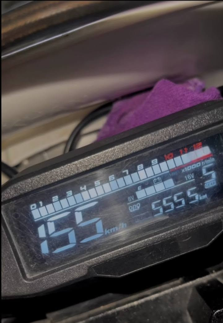 للبيع او المراوس اشعندك
قفاز crx300cc

سعر 1300💸

موديل 2025

جلولاء ***********
