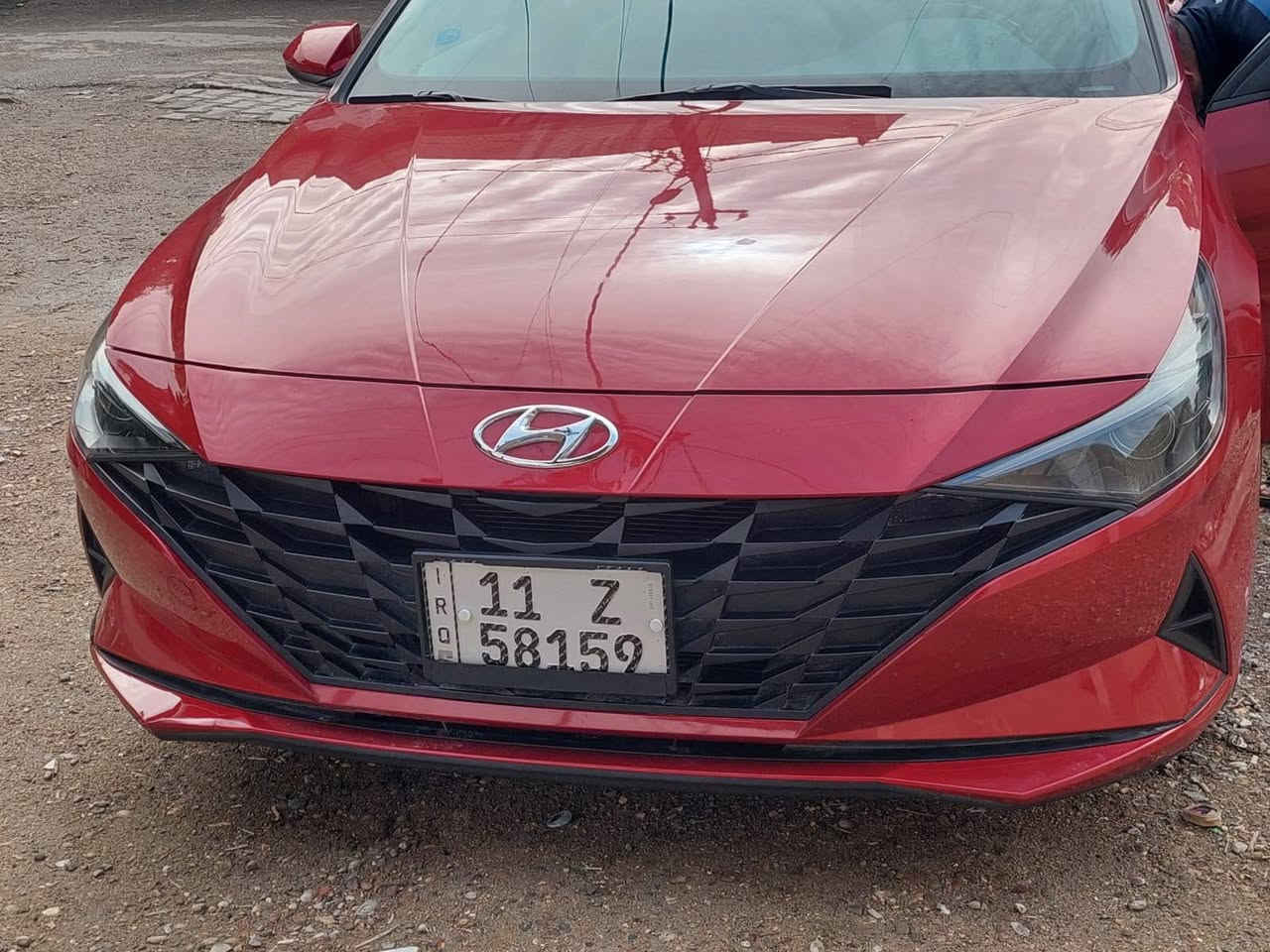 السلام عليكم النترا هايبرد بلو للبيع الموديل ٢٣ حادثها قبق جنطة وبيها حادث مسبق بأمريكا تبديل بابين والجاملغ الامامي والخلفي مرشوش كلير السعر ١٤٠ ورقه بيها مجال بسيط شراي اتصل ماشية ١٧ الف ميل مواصفاتها بصمة أبواب كشن كهرباء تشغيل عن بعد *********** المكان بغداد الكمالية
