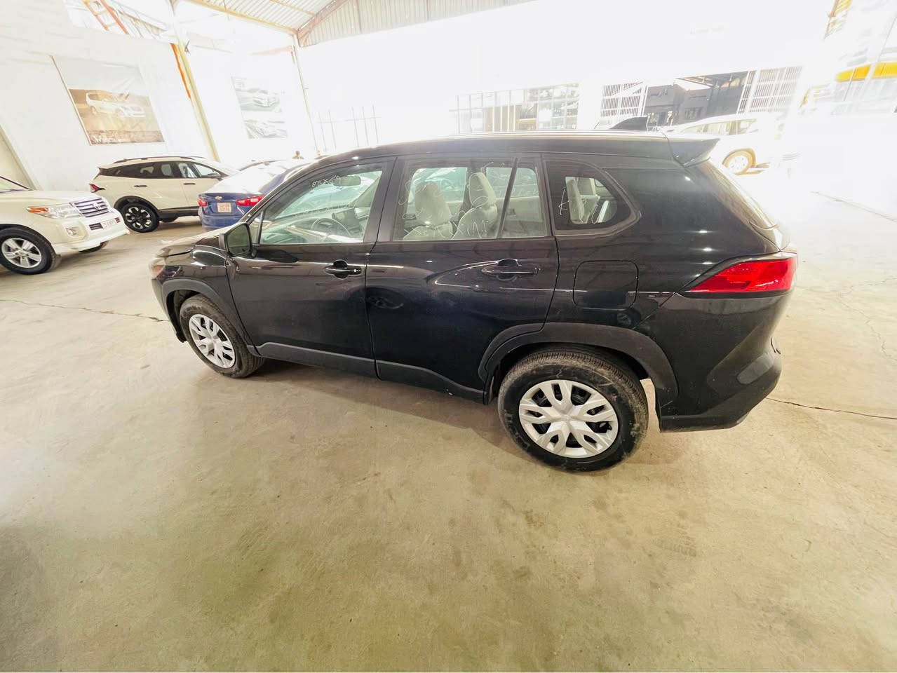 سلام عليكم 
سيارا كورولا كوروس موديل 2024
سيارا بيها قطعتين صبغ بي دون دواخل 
مواصفات LE 
ماشي 9 الف 
ره قم تلفون 📞 ***********واتساب فايبر 
*********** أربيل, العراق
