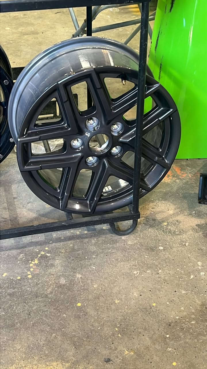 Wheel Jeep Wrangler
***********
***********
