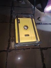 مولده نوع استرا للبيع موصفاتها .. راس توليد 3.3kv بانزين سلف .  هندر م...