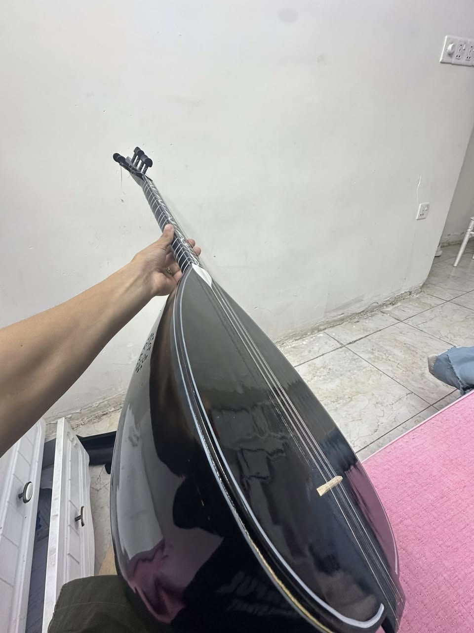 ساز صنع تركي ويا ريش ثنين سعره 100 قفل جديد مستخدم يوم واحد بغداد ***********

