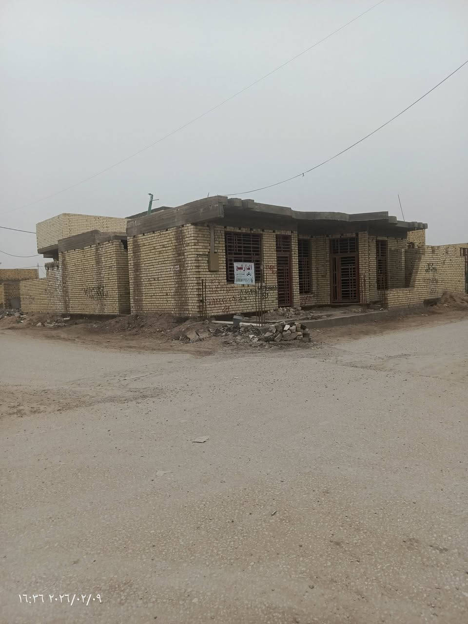 اللهم صلي على محمد وآل محمد 

هيكل البيع 
مساحه 200 متر ركن 
موقع في مجمع حجي حسين  الشارع الرئيسي مقابيل المستشفى 
يتكون من غرفتين 
صحيات داخليه وخارجيه 
مطبغ استقبال 
تواصل 
***********

*********** واتساب
