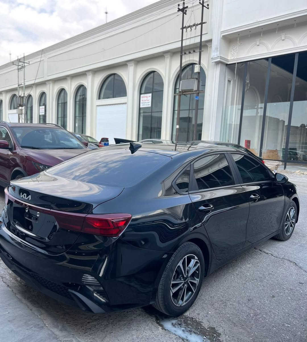 ﷽

كيا فورتي 2024 🖤
محرك 2000 دوش
ماشية 17 الف فقط
حادث فقط بونيد صبغ 🔻بدون دواخل ✅
ايرباك ستيرن طاك وسستم شركة ✅
محرك وگئر وشواصي وتبريد ورادار وحجر بيئة كلها بشرط ✅
السعر 131 ورقة بدون رقم ( تترقم شمالي )

موصفاته LXS👇
شاشة 
كاميرا
ويل كب
ردار
تحديد المسار
تحديد السرعه
ويل كب  سبورت
لايت ليد خلفي
اتو ستوب

العنوان / معرض اربيل كارس
للاتصال واتساب ☎️***********📞
