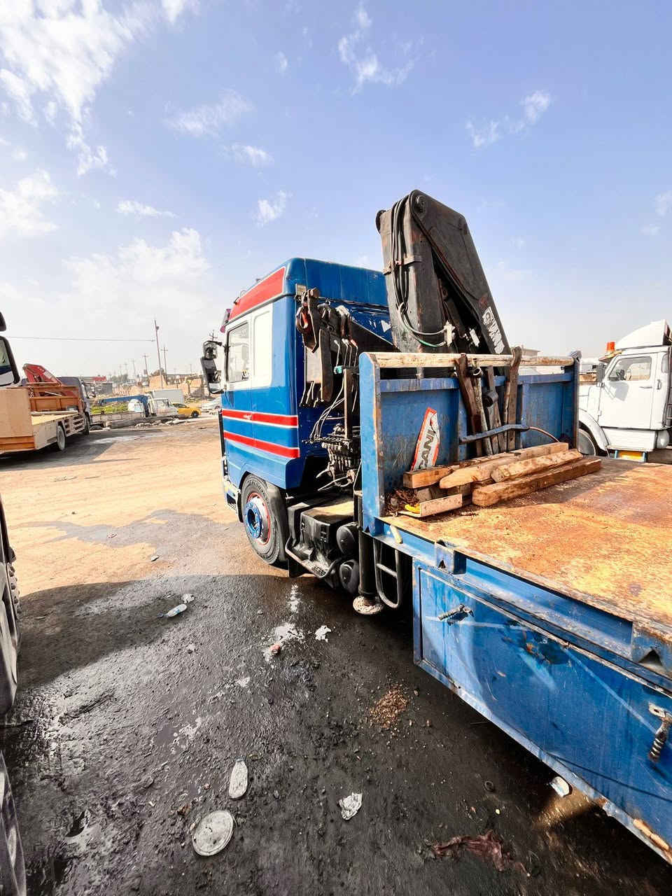 السلام عليكم للبيع سكانيا 113 كير 3×3 كرين 10 طن 3سلايتات التواصل 0781325914


**إذا كنت صاحب هذا الإعلان وتريد حذفه لأي سبب، رجاءا أرسل رسالة إلى الدعم الفني**