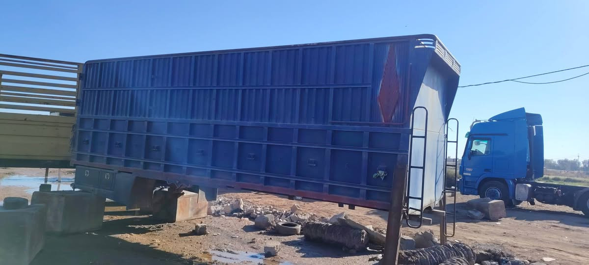 سلام عليكم بدي للبيع ***********
