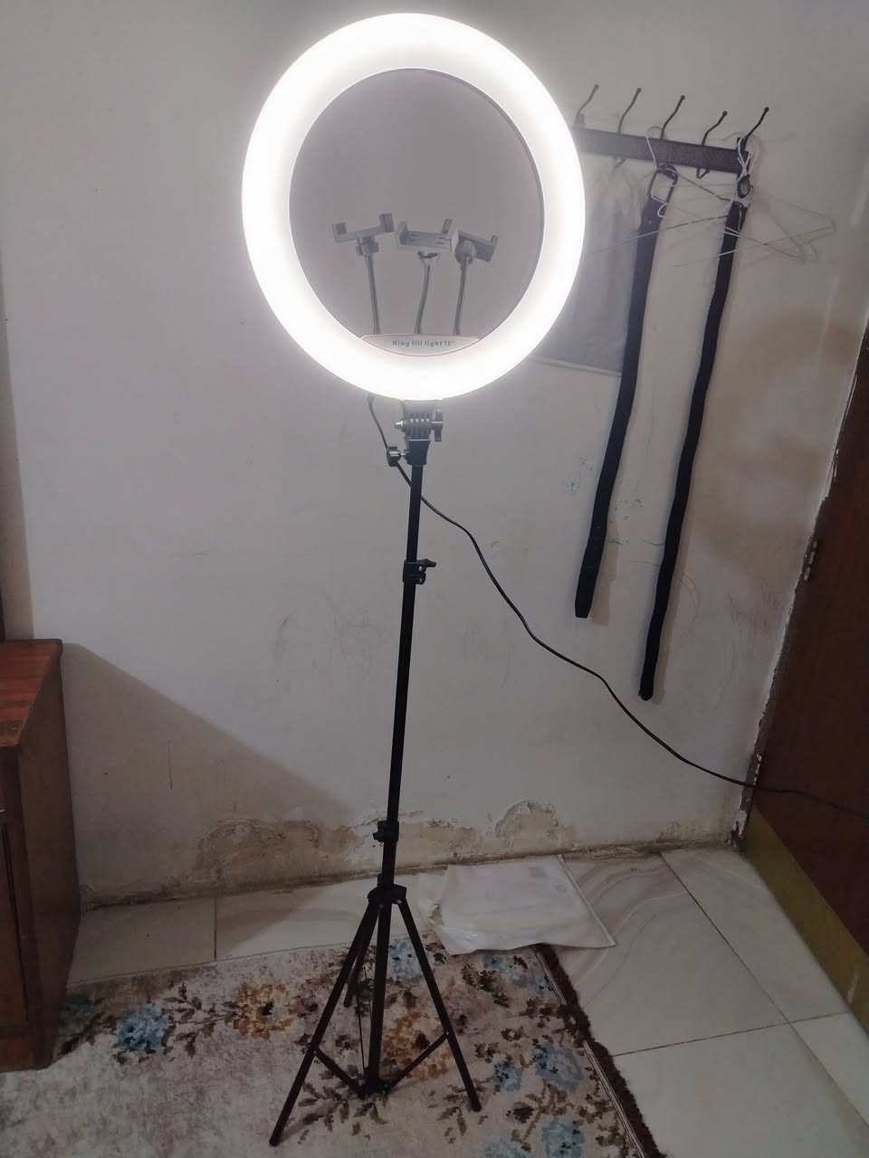 سلام عليكم
للبيع رنك لايت نظيف  شغال مع ريمونت تحكم عن بعد بالأضائه

الشراي يتصل على هذا رقم 
***********
