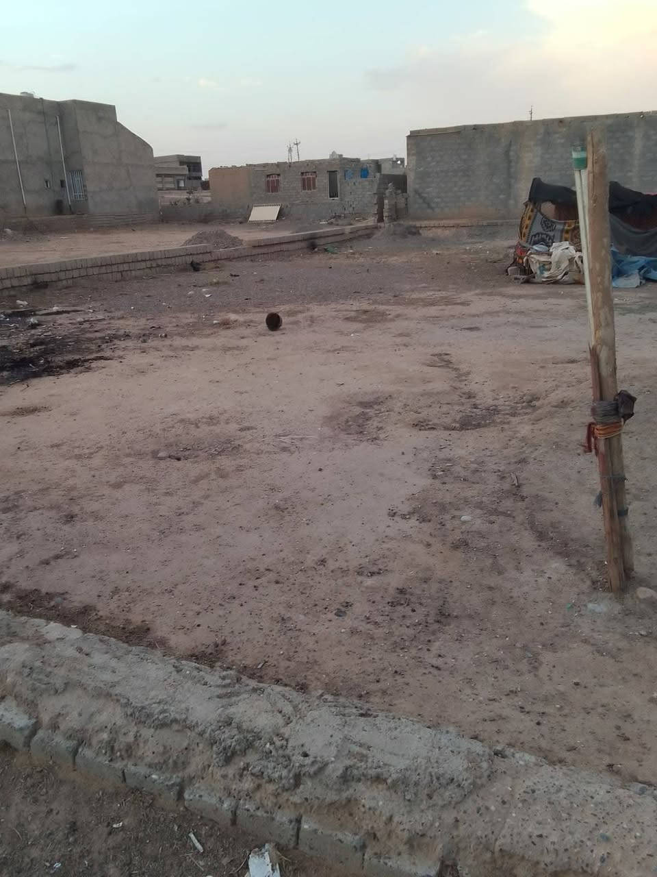 قطعه ارض بالشهامه مساحه ٦٠٠متر  واجه ٢٠م عرض ٣٠م بين شارعين للبيع مسيجه بلوك عرض ٤سوف السعر ٢٠مليون الشراي يتواصل عالخاص


**إذا كنت صاحب هذا الإعلان وتريد حذفه لأي سبب، رجاءا أرسل رسالة إلى الدعم الفني**