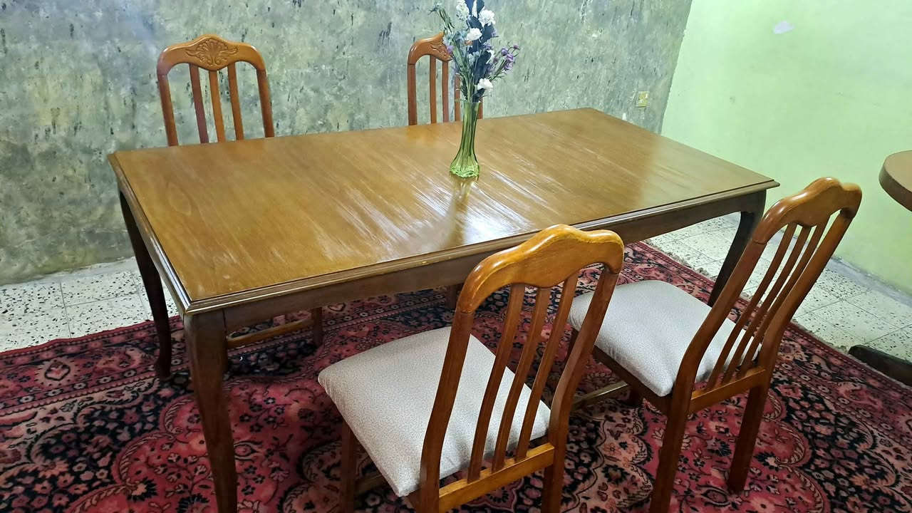 ميز طعام كراسي خشب زان نظافة جيد جدا سعر ٣٠٠ الف قفل بغداد, العراق


**إذا كنت صاحب هذا الإعلان وتريد حذفه لأي سبب، رجاءا أرسل رسالة إلى الدعم الفني**