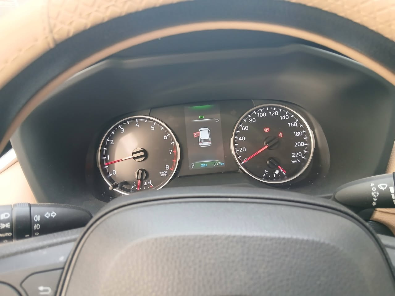 للبيع راف فور ٢٠٢٥ زيرو ساز بانزين ام الضمان وتبديل دهن مجاني ماشيه ٣٠٠ كيلو عل كد الترقيم فول بصمه عدا الفتحه السعر ٣١ الف وبيه مجال لشراي مكاني اليرموك او الغزاليه ***********
