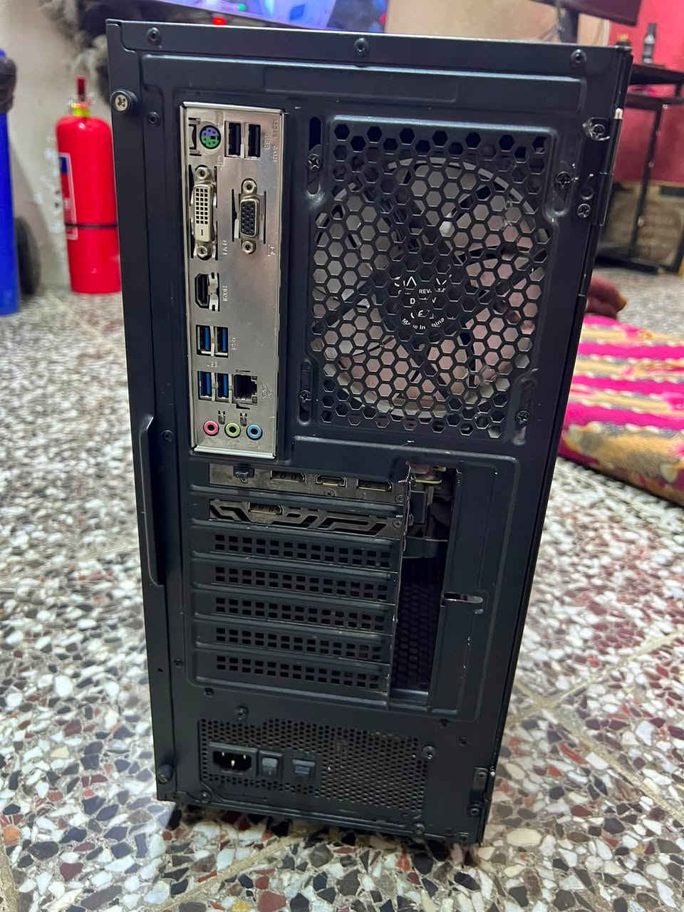 Pc gaming نظافه 90‎%‎
Intel Core i7-9700
MSI GeForce RTX 2080 SUPER Gaming X Trio 8GB
GIGABYTE B365M DS3H
RAM 16GB DDR4 2666MHz
Samsung 860 QVO SSD 1TB
كيس GALAX
مبرد مائي DeepCool
Windows 11 Pro مفعل

السعر مليون وبي مجال حك الجيه

عنواني بغداد ابو غريب

للتواصل : ***********

