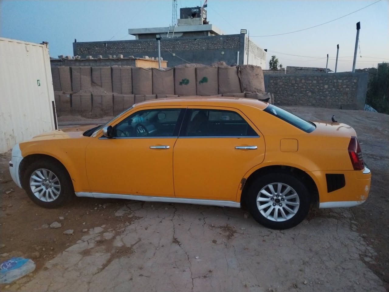 اوباما ١٠اصل ٤جوكات بيه طخه بل جاملغ الخلف العبري مصلحه سياره جاهزه محرك تاير صدر تبريدرقم ذي قار تحويل مباشر مصفره هيئه وبحث وبيه تبديل جاملق وباب بلادي بدون دواخل مكان سياره شرقاط رقم هاتف ***********و *********** للبيع ٩٠وبيه مجال
