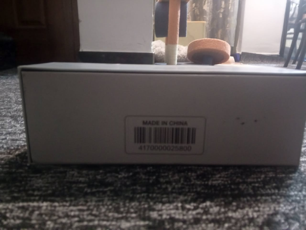 سلام عليكم ستاند مانع اهتزاز  وتصوير ع بعد وبنفس لوقت يتحول عصى تصوير من شركة ( lnfinix)  شركة معروفه 
قيم وبلعافيه عليك    وتس فقط (***********
