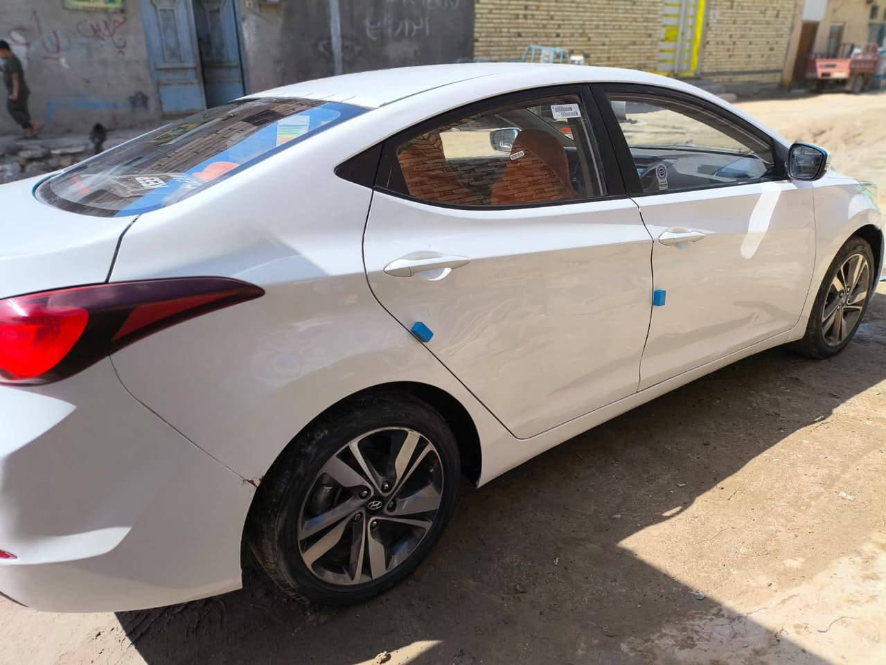 النترا للبيع خليجي موديل 16 سنويه لغاية 2031 محرك 1800 دوش
مفتوح كاز گيت ... مواصفات شاشه وغرفه بلوتوث وكامره خلفيه تبريد قطعتين اشاره بل مرايات شفط دواخل عسلي ويل كب كروم باتري جديد سياره جديده وجاهزه. وراعيها يريد مداور ...
العنوان سوق الشيوخ...
السعر .107. وبيها مجال قليل
هاتف...***********
