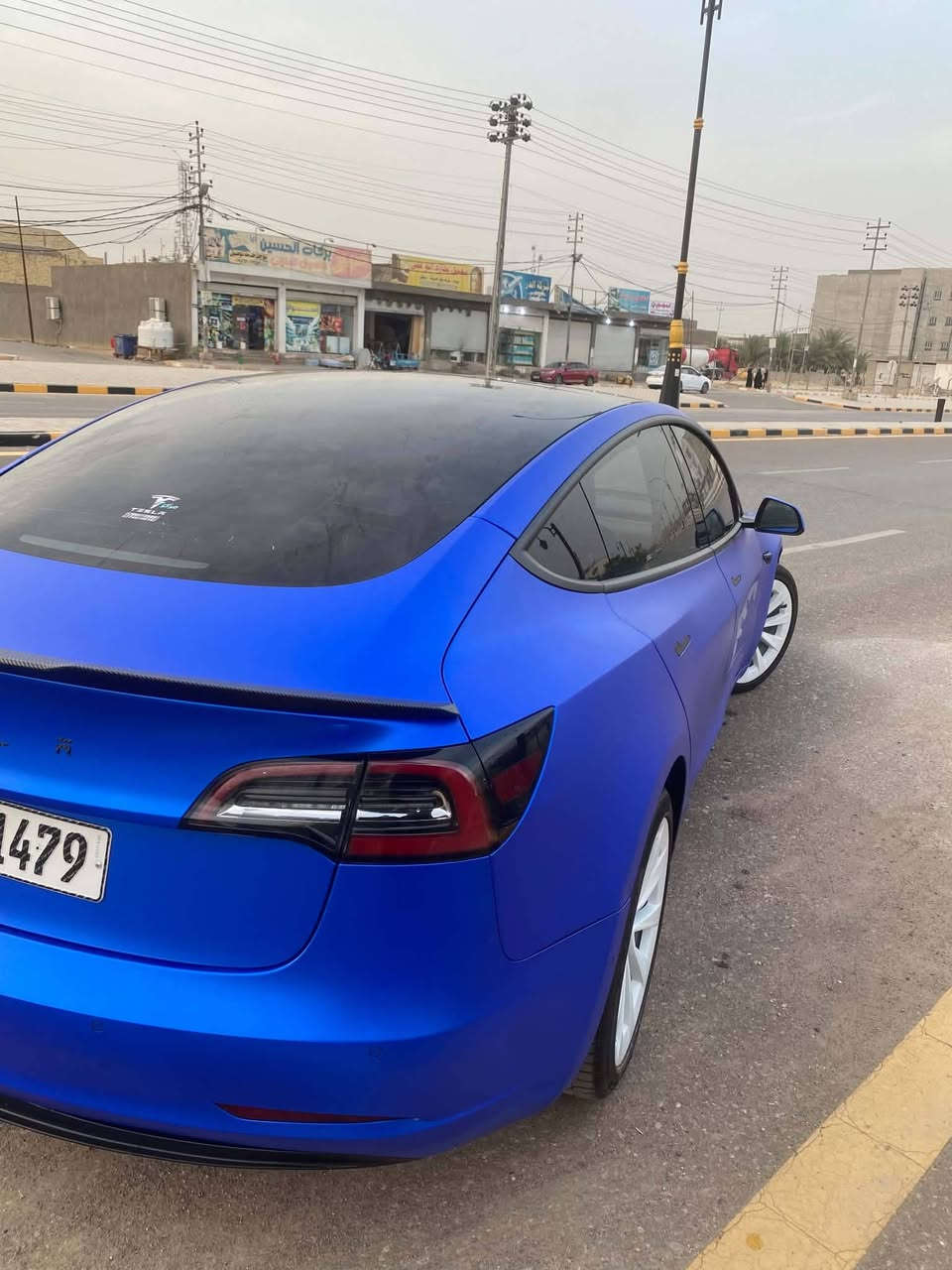كل عام وانتم الف خير عيدكم مبارك 
سلام عليكم تسلا مودل 3 اوف لاين تك ماطور موديل 2022 السياره جديده مغلفه بي بي اف طافي السياره فول مواصفات السياره حداديتها دايرات كله جديد وياها شاحنتها الاصليه السياره كامله مكمله من كل النواحي تبريد خير من الله سياره جديده ومستعجل على بيعتها السياره مكانها النجف ملحق قريه الغدير الاستفسار أكثر اتصل على الرقم 
*********** السعر 135 بيها مجال
