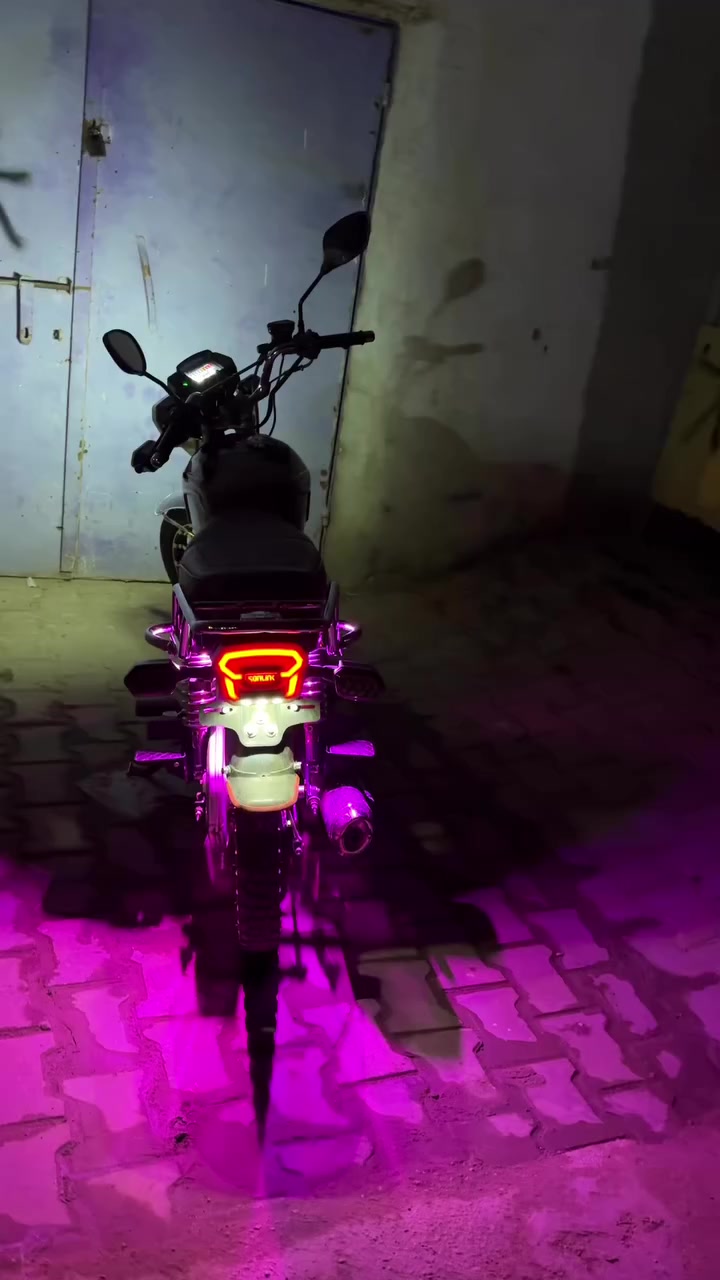 سونك للبيع بعده جديد مابي نقص برغي
موديل ٢٤الشكل ٢٥محرك ابيض ١٥٠مكفول
كهربائيات كله شغاله 
السعر خاص


**إذا كنت صاحب هذا الإعلان وتريد حذفه لأي سبب، رجاءا أرسل رسالة إلى الدعم الفني**