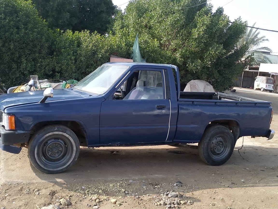 السلام عليكم بيكم1985 سياره نظيفه جدا ما بيه اي نقص  مكفولة عشائرية ومن السرقة والطلب ما عرف راعيها السيارة كلش نظيف سعرها 25وبيه مجال  السيارة رقم بغداد 
*********** /***********
مكاني واسط
