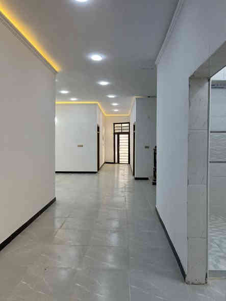 #اسعد_الله_اوقاتكم_بكل_خير⁉️👋🏼

دار سكن للبيع بناء 2025

#المساحه 320 متر  على تبليط مباشرتاً

#جنس_العقار :: طابو ملك صرف زراعي باسم عراقي سند 25 

#العنوان :: البصره أبي الخصيب محيله قرب سوك محيله 
يبعد عن شارع سايدين 200متر موقع راقي

#يحتوي البيت على ثلاث ٣ غرف منام كبار
و ديوان
و مطبخ و صاله
و مناور عدد 2
و صحيات داخلي وخارجي و حديقه و كراج سياره

#البيت جاهز من كلشي تستلم البيت عنده المكاتبه
كامل من مقطوره و كيزر و ماطور
جيب اثاثك و اكعد
و الف عافيه الي ياخذه

جميع الخدمات متوفره ماء كهرباء شارع 12 متر تبليط مباشرتاً غريب على 
#السعر (( 160 مليون وبي مجال 
#للاستفسار الاتصال على الهاتف 📳📞
📳(***********)📳 ابو كيان الحدادي
