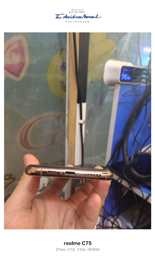 سلام عليكم ايفون xs ذاكرة 64 بطارية 76% شحنة يخبل صرف كلش حلو ظهره بي فطر +انطيك ظهر وياه جديد انت تشده وفيس ايدي متوقف جهاز بلادي ممصلح ابد بلادي شركة كامرات سيمكارت اتصال تجي تفحص وتاخذه وبلعافية عليك  للبيع فقط السعر 125وبي مجال للشراي العنوان بغداد الشعلة ***********واتساب اوخاص. ملاحضة توصيل ماعندي اعتذر❤ بغداد, العراق
