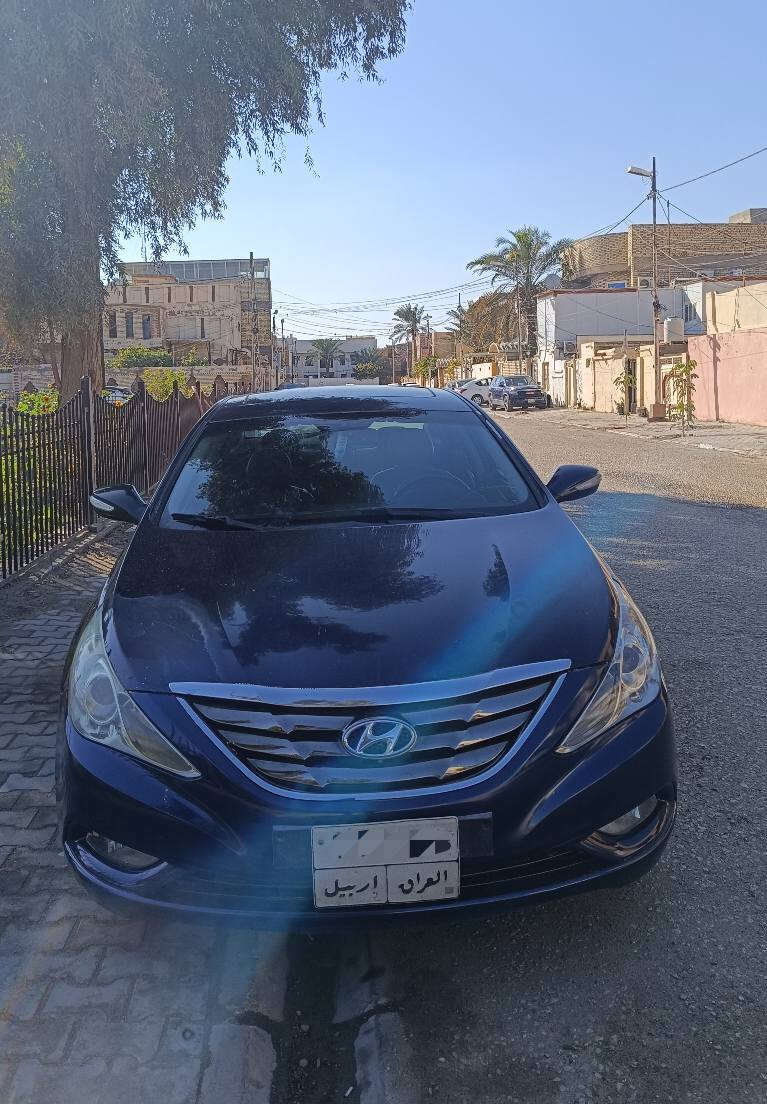 سوناتا مديل 2011 رقم اربيل الماني 
فول مواصفات واحد على واحد فتحه سلايت شغاله
..تحكم استيرن جهتين.كشنات جلد كهرباء تدفئه
 تبريد قطعتين أشاير بلمري شاشه لمس.كامره خلفيه.
وارد امريكي بيه بلبنيد صبغ شبرين ،،محرك 2400
وسياره گلش نضيفه السعر 115ورقه رقمي استفسار أكثر *********** وعذرأ على أطاله النجف, العراق
