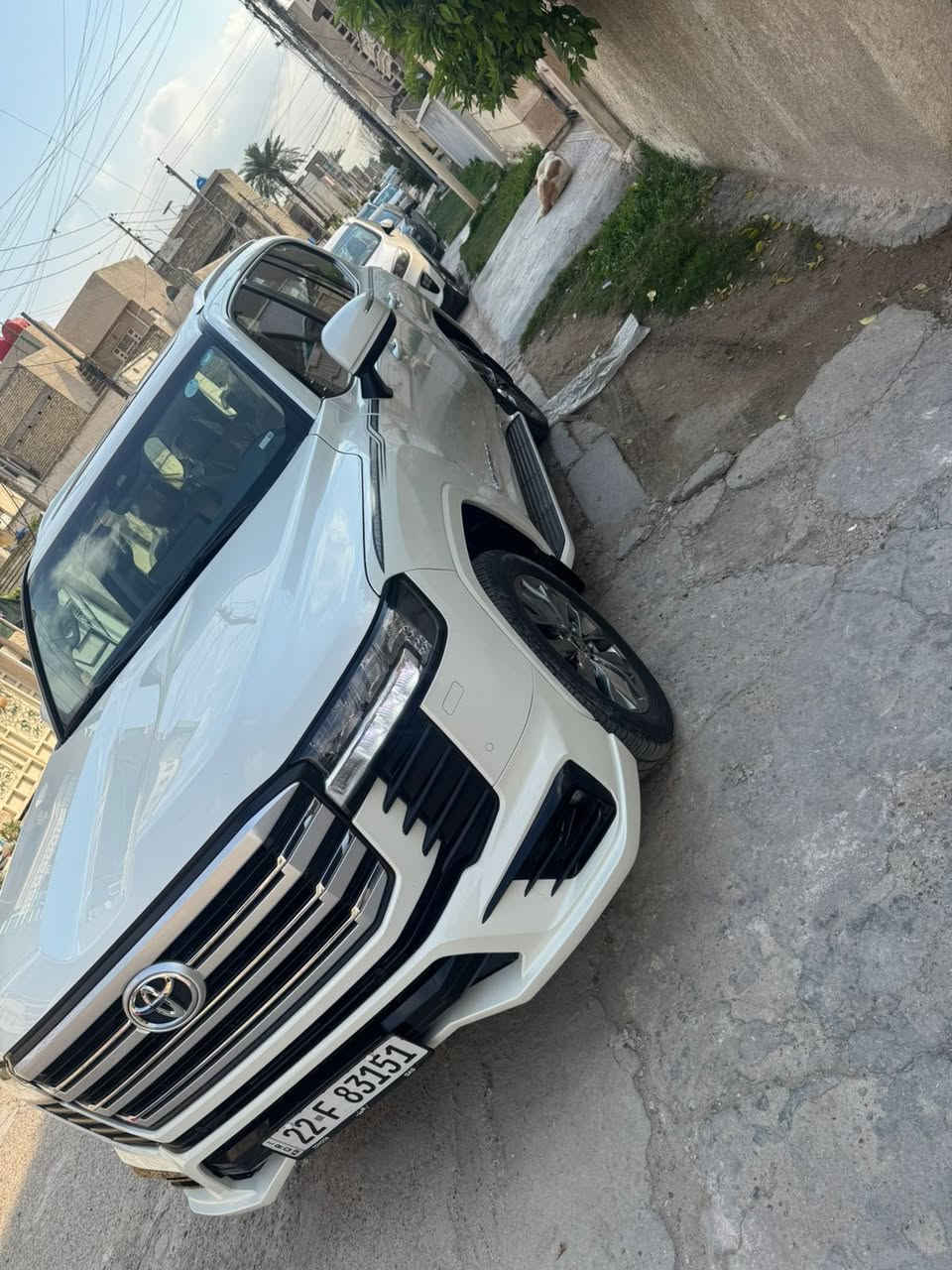 للبيع او مراوس لاندكروز 2023
وكالة SAS ام الضمان سياره كلش جديده و مكفوله كفاله عامه فئة السياره GXR 
مواصفات السياره 
6 سلندر محرك 4000 تنفس طبيعي 
3 شاشات تطبيق 
بصمة تشغيل و 4 ابواب و صندوق كله بصمة 
تشغيل عن بعد 
حساس امامي خلفي 
لايت و بك لايت LED 
سلايد روف 
كشنات جلد 
كشنات كهرباء الأمامي و الخلفي كله كهرباء 
الكشنات الأماميه تبريد تدفئه 
طفايه بلاديه اشاير بالمري مرايه شفط 
تحكم ستيرن كامل 
وباقي مواصفات ال GXR معروفه 
سياره كلش جديده و مال بيت و صيانتها كلها بالشركة ابيعلك بشرط الفحص وين ما يعجبك السياره رقم اربيل بسمي تريد تحويل او وكالة اني حاضر هزه و فحص كله جديد سعر السياره ب 65000$ بيها مجال للشراي بسعر لاندكروز 22 للآستفسار الأتصال على الرقام ***********
*********** اتصل و تدلل 
تحياتي للجميع
