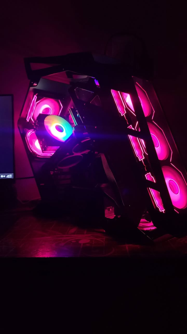 السلام عليكم ❤️
توفرت تجميعتين مرتبات للبيع 🌠 :

تجميعة رقم 1 :

I5 10400F 4.3GHZ
6Cores / 12Thread

Cooler Deepcool 120ML RGB NEW

M.B H410 GIGABYTE

RAM 16GB DDR4 Samsung (8×2)

GPU : RX 580 8GB MSI Armor 2304SP
هذا الكرت براند وأصلي وغير مجدد 

Storage : M.2 NVME 128GB Kingspec New
+HDD 500GB WD 100% Health

PSU 650W Thermalright 80% Plus Bronze 

CASE Dual Glass ROG + 5FANS A-RGB New
كيس مرتب حجم فوول تاور تهويته ممتازة وبيه رمونت وتحكم كامل بالRGB

السعر 600 ألف ❌️

السعر 580 ألف 🌠

تجميعة الثانية : 

CPU : I7 9700F
معالج قوي 

Cooler DeepCool 120ML A-RGB White
رجب متغير

M.B Z390 Asrock Extream 4 A-RGB
بورد خرافي وممتاز وبيه RGB وبيه منفذ Type-C
وبيه مشتتات للVRM ومدخلين M.2

RAM 16GB DDR4 (8×2) 3200MHZ Crucial
ماركة معتمدة
GPU : RX 580 8GB MSI Armor
كارت مرتب غير مجدد نظافة عالية
نسخة 2304SP يعني نسخة أصلية

Storage : SSD 128GB Kootion New
+HDD 1TB WD Blue Health 100%

PSU 650W 80% Plus Bronze

CASE White Full Tower Mesh + 4FANS RGB
كيس حجم كبير شكله ما شاء الله مفول وتهويته ممتازة ويدعم 11 مروحة 💯♥️🔥

السعر 610 ألف فقط ! 🌠

30 لعبة ويا التجميعة ⚡️⭐️💯%

الملاحظات : التجميعتين نظيفات فقط شد وألعب
حرارة مستقرة للكارت والمعالج حتى تراب ما بيهم 😁

التجميعتين بيهم نظام ويندوز 11 ✅️
مكاني موصل متوفر توصيل لجميع المحافظات ❤️

للتواصل : ***********
