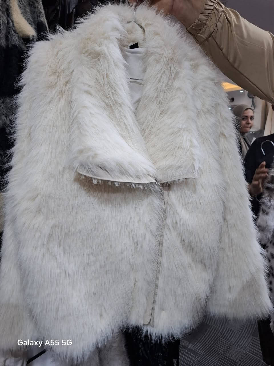 صفقه فرو ووقعت فى طريقنا جمدااان 😅من شى ان


**إذا كنت صاحب هذا الإعلان وتريد حذفه لأي سبب، رجاءا أرسل رسالة إلى الدعم الفني**