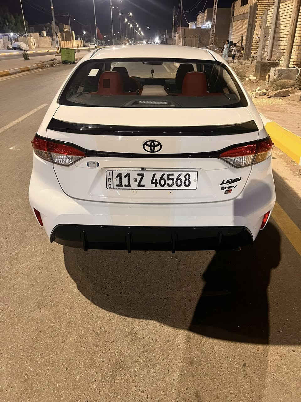 للبيع او المراوس  كورلا هايبرد2024 الشكل الامريكي Gr فول موصفات كفالة عامه من الصبغ والبارد رقم بغداد بأسمي  ماشيه 30الف 
السيارة عله وضع الشركة علة ايدي من زيرو ادامه جيدة        دهن ميتاسو  السعر اتصل تلفون ‭0787 612 8950‬
